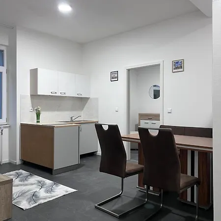 Apartment Royal Racing Rrs