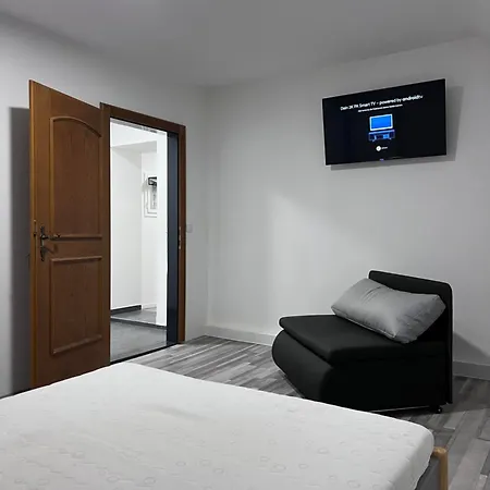 Royal Racing Rrs Apartment *