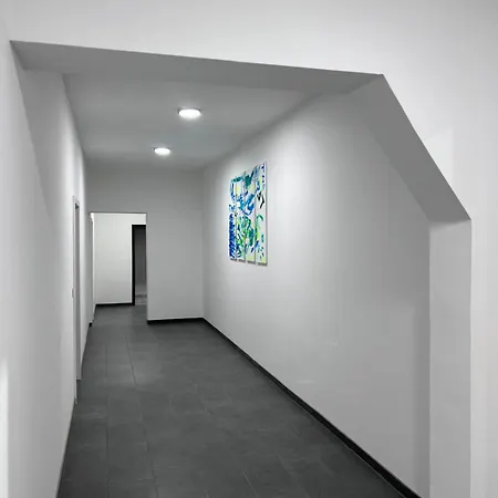 Royal Racing Rrs Apartment